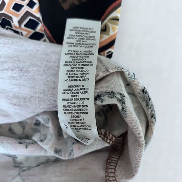 Chico’s Women’s Boho Flared Tied Sleeve Size 0 Top Can Be Worn Off Shoulder - Picture 11 of 11